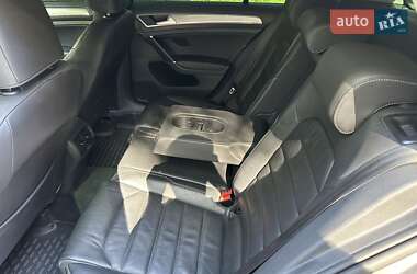 Хэтчбек Volkswagen e-Golf 2015 в Черновцах