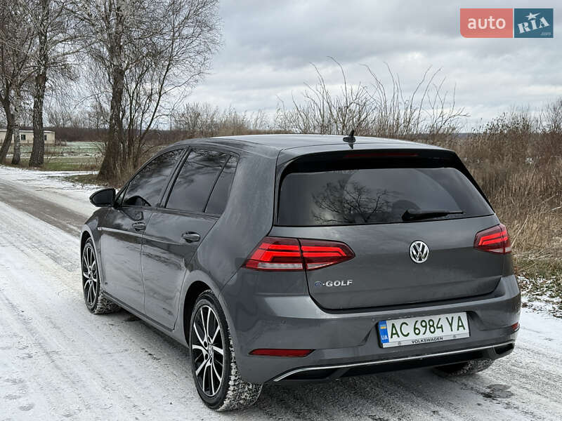 Хетчбек Volkswagen e-Golf 2018 в Володимирі фото 8 Хетчбек Volkswagen e-Golf 2018 в Володимирі