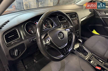 Хэтчбек Volkswagen e-Golf 2017 в Ровно