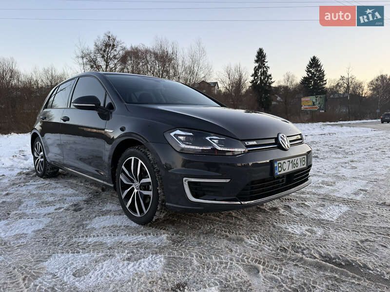 Хэтчбек Volkswagen e-Golf 2019 в Львове