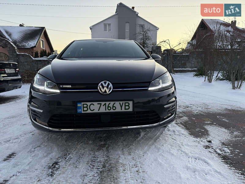 Хэтчбек Volkswagen e-Golf 2019 в Львове