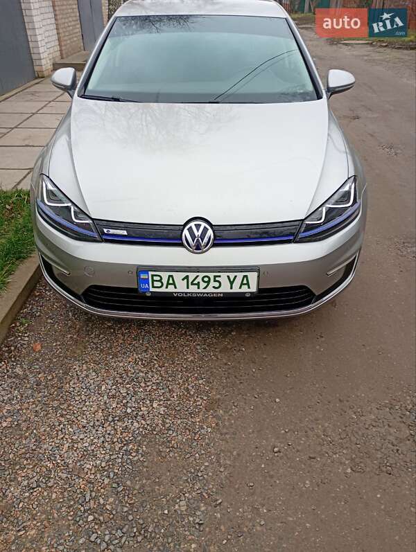 Хетчбек Volkswagen e-Golf 2014 в Олександрії