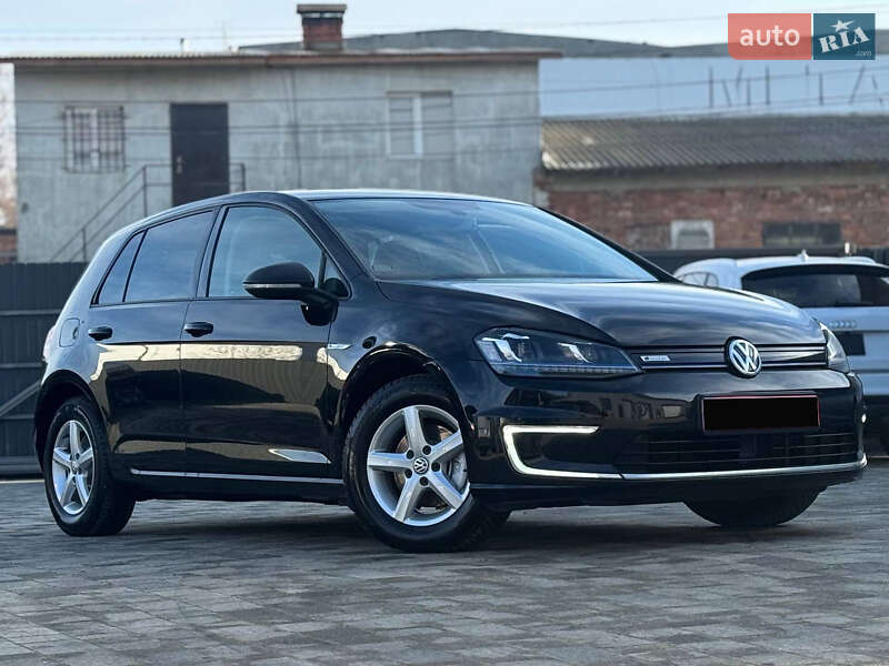 Хетчбек Volkswagen e-Golf 2015 в Дрогобичі