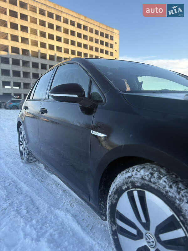Хетчбек Volkswagen e-Golf 2015 в Тернополі фото 12 Хетчбек Volkswagen e-Golf 2015 в Тернополі