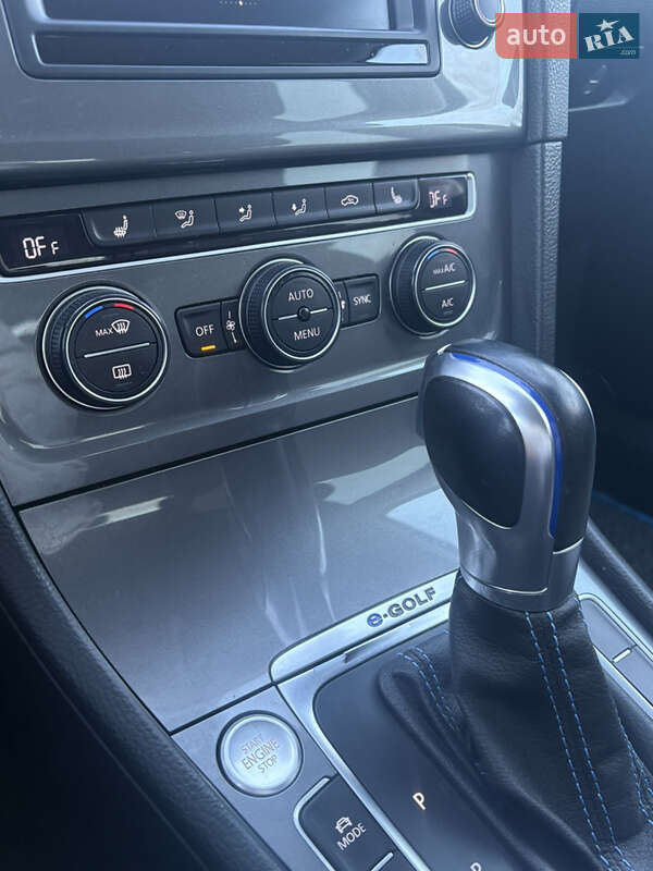 Хетчбек Volkswagen e-Golf 2015 в Тернополі фото 23 Хетчбек Volkswagen e-Golf 2015 в Тернополі