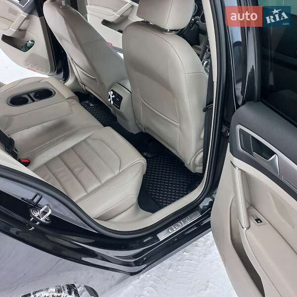 Хэтчбек Volkswagen e-Golf 2016 в Козельце