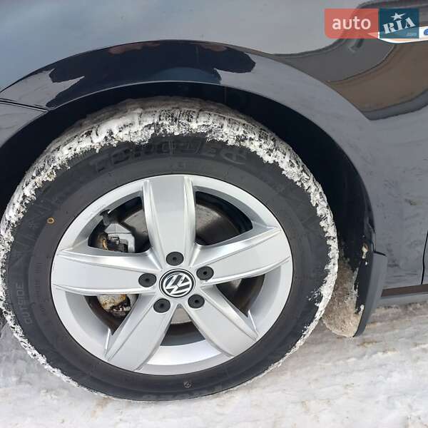 Хэтчбек Volkswagen e-Golf 2016 в Козельце