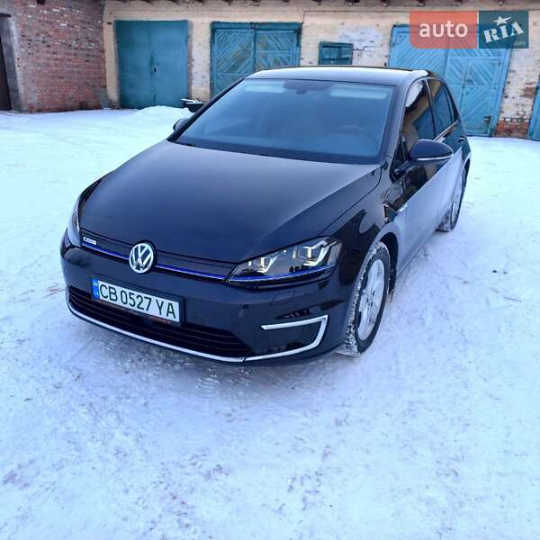 Хэтчбек Volkswagen e-Golf 2016 в Козельце