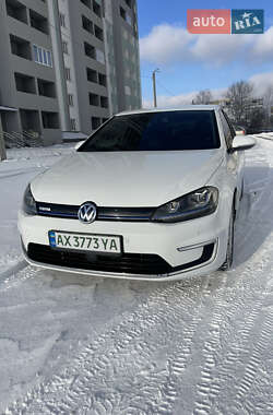 Хетчбек Volkswagen e-Golf 2014 в Харкові