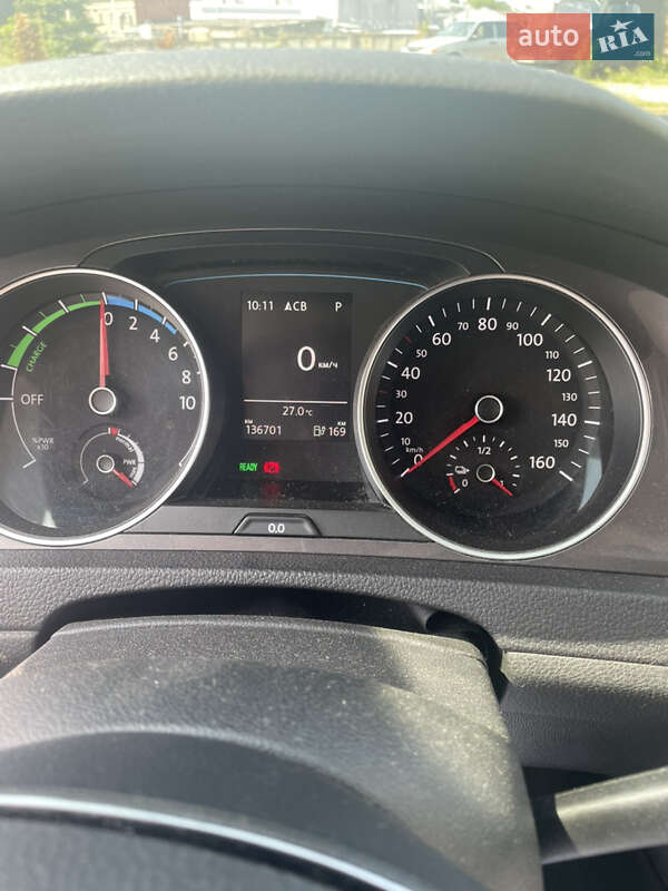 Хэтчбек Volkswagen e-Golf 2014 в Харькове фото 12 Хэтчбек Volkswagen e-Golf 2014 в Харькове