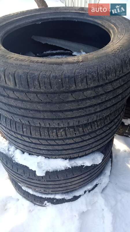 Хетчбек Volkswagen e-Golf 2014 в Житомирі