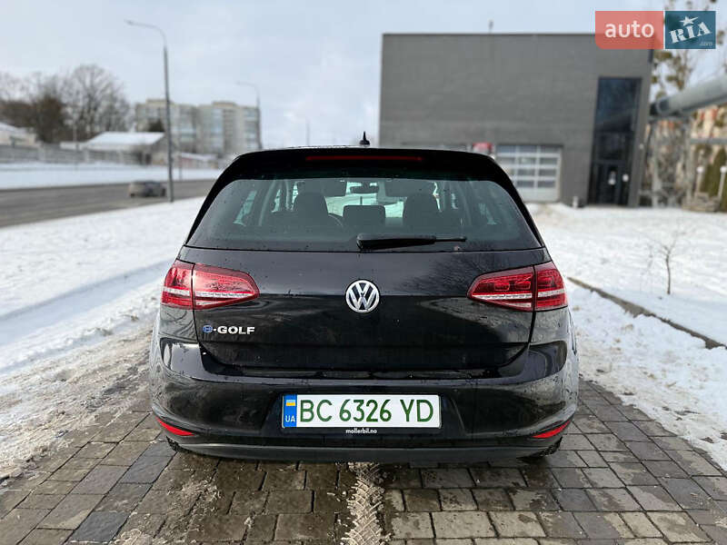 Хетчбек Volkswagen e-Golf 2016 в Львові