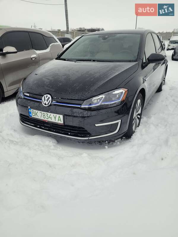 Хэтчбек Volkswagen e-Golf 2018 в Ровно