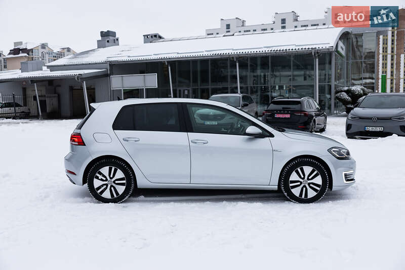 Хэтчбек Volkswagen e-Golf 2019 в Луцке фото 15 Хэтчбек Volkswagen e-Golf 2019 в Луцке