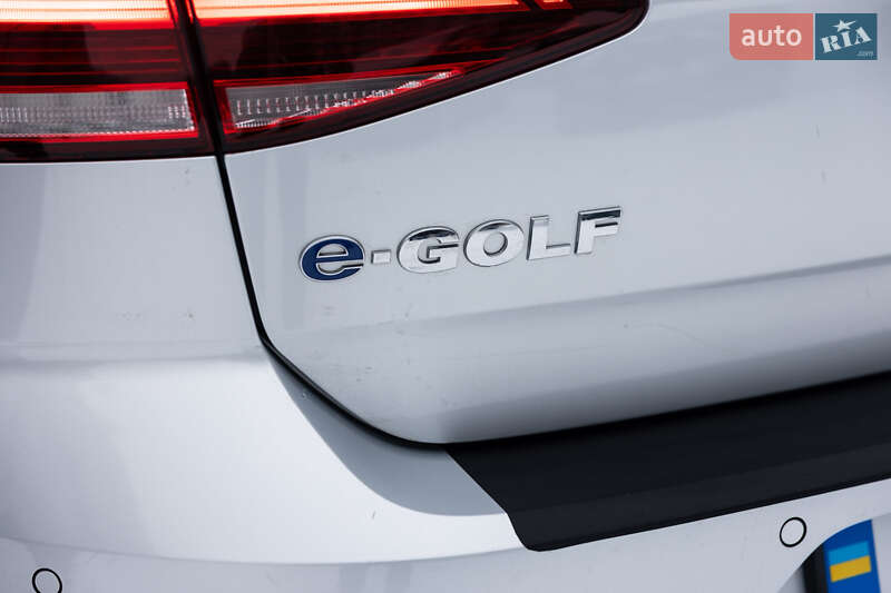 Хэтчбек Volkswagen e-Golf 2019 в Луцке фото 101 Хэтчбек Volkswagen e-Golf 2019 в Луцке
