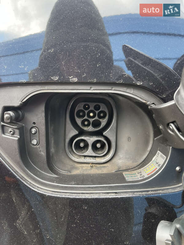 Хэтчбек Volkswagen e-Golf 2019 в Одессе фото 96 Хэтчбек Volkswagen e-Golf 2019 в Одессе