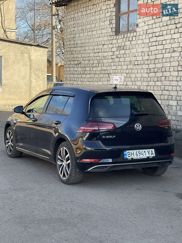 Хэтчбек Volkswagen e-Golf 2019 в Одессе фото 61 Хэтчбек Volkswagen e-Golf 2019 в Одессе
