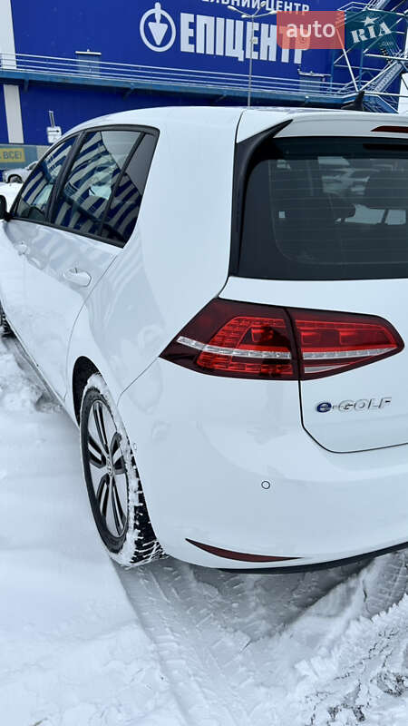 Хэтчбек Volkswagen e-Golf 2014 в Ровно