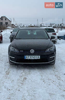 Хэтчбек Volkswagen e-Golf 2015 в Ивано-Франковске