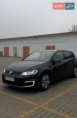 Хэтчбек Volkswagen e-Golf 2017 в Львове