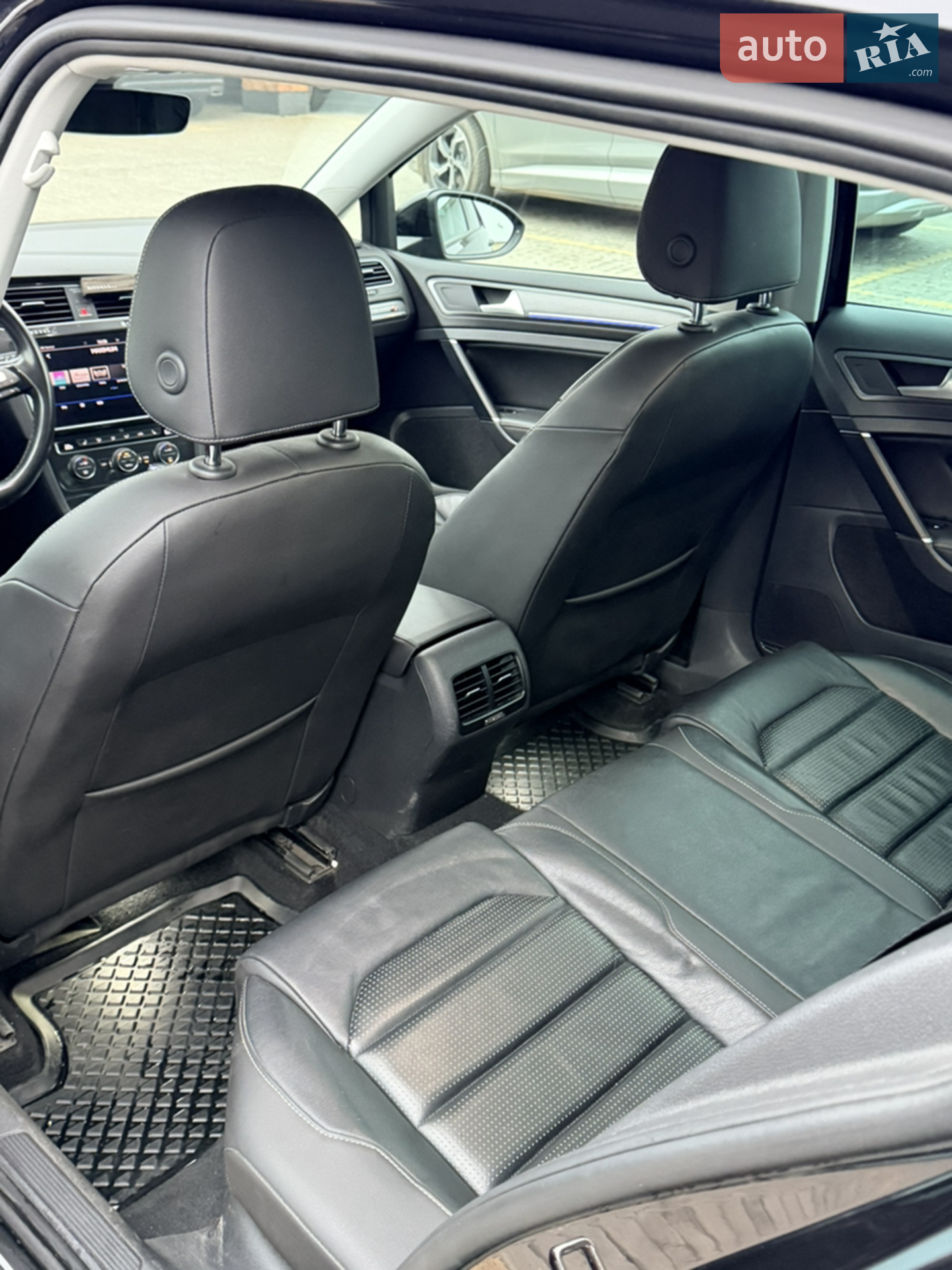 2017 Volkswagen Golf - мініатюра 20