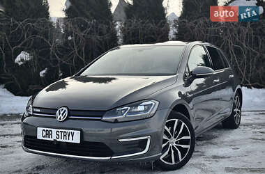 Хетчбек Volkswagen e-Golf 2018 в Стрию