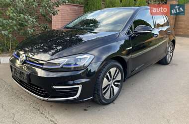 Хетчбек Volkswagen e-Golf 2020 в Києві