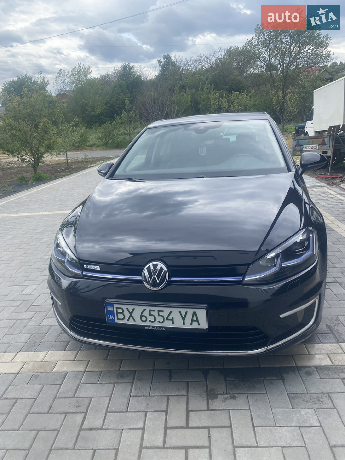 2017 Volkswagen Golf - фото 1