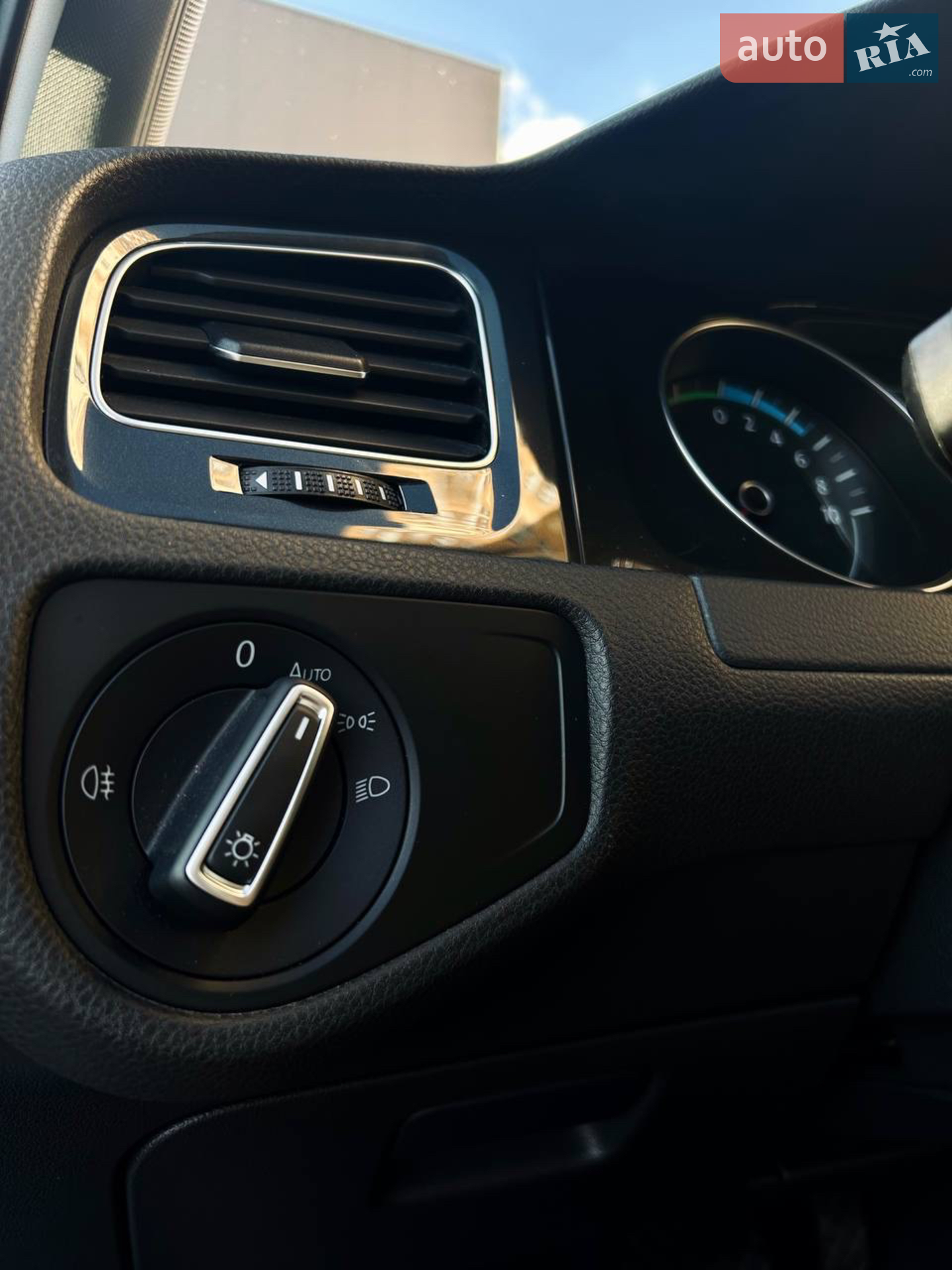 2019 Volkswagen Golf - мініатюра 25