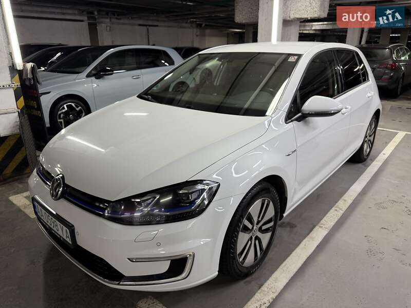Volkswagen e-Golf 2017