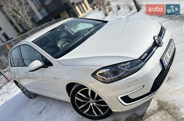 Хэтчбек Volkswagen e-Golf 2018 в Кропивницком