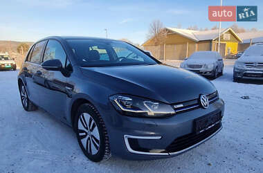 Хэтчбек Volkswagen e-Golf 2018 в Львове