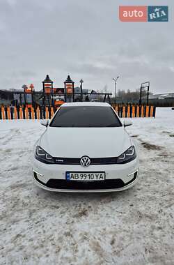 Хэтчбек Volkswagen e-Golf 2014 в Виннице