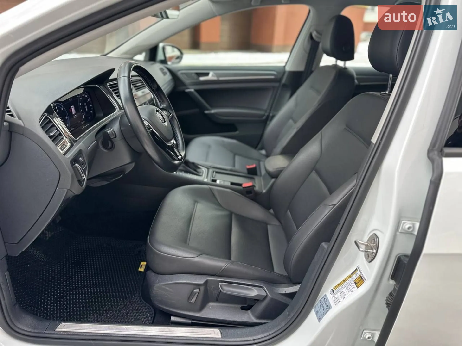 2019 Volkswagen Golf - мініатюра 7