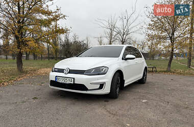 Хетчбек Volkswagen e-Golf 2015 в Кривому Розі