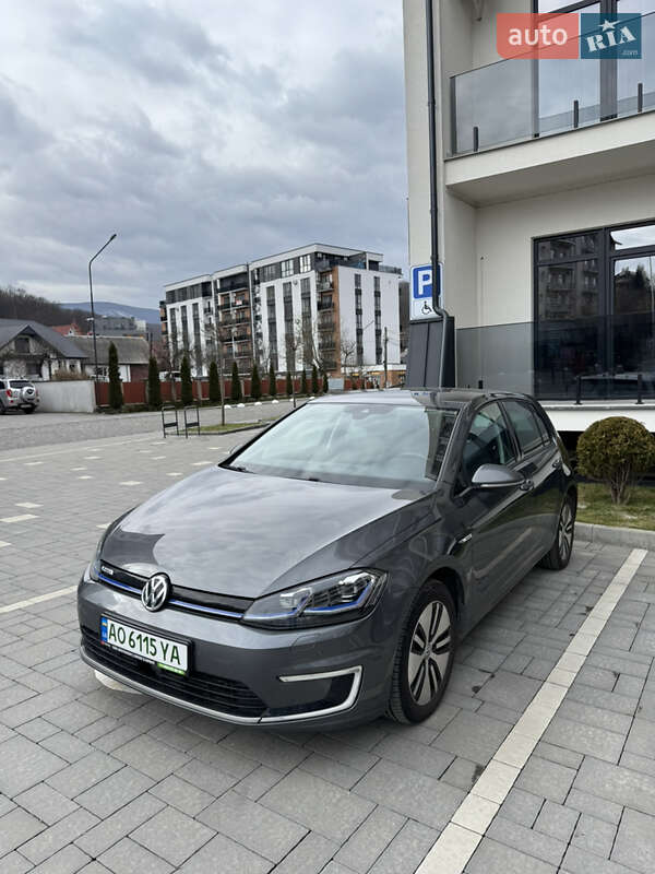 Volkswagen e-Golf 2017