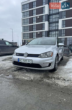 Хэтчбек Volkswagen e-Golf 2016 в Львове