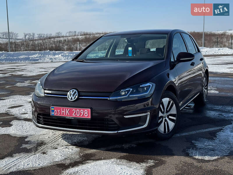 Хэтчбек Volkswagen e-Golf 2017 в Ровно