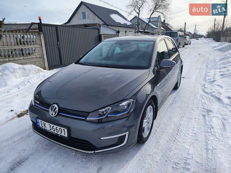 Volkswagen e-Golf 2017 Volkswagen e-Golf 2017