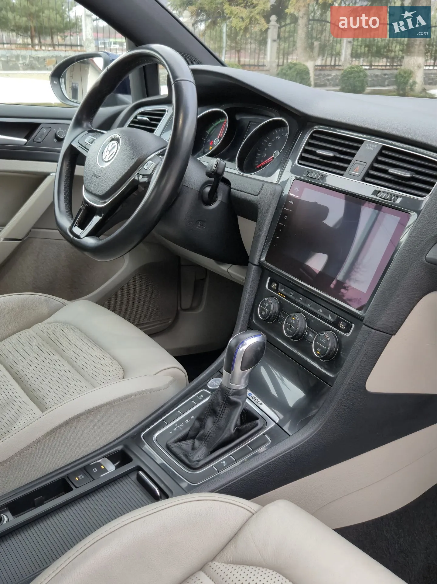 2017 Volkswagen Golf - мініатюра 24