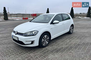 Хетчбек Volkswagen e-Golf 2017 в Рівному