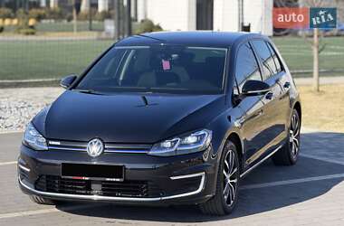 Хэтчбек Volkswagen e-Golf 2020 в Мукачево