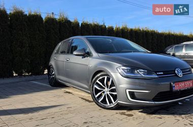 Хэтчбек Volkswagen e-Golf 2018 в Луцке