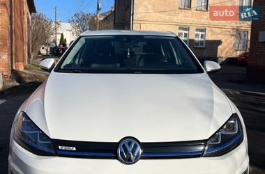 Хетчбек Volkswagen e-Golf 2015 в Вінниці
