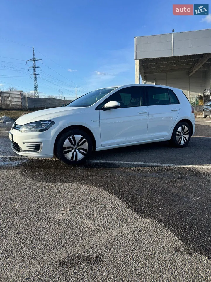 2020 Volkswagen Golf - мініатюра 21