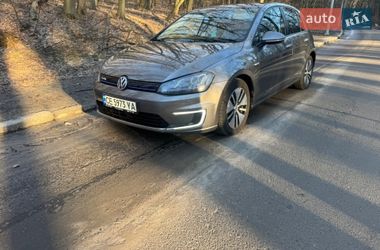 Хэтчбек Volkswagen e-Golf 2014 в Киеве