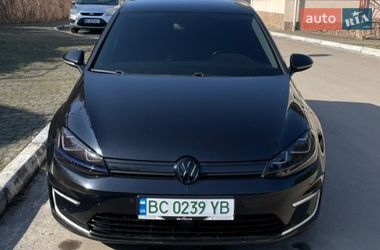 Хетчбек Volkswagen e-Golf 2015 в Львові
