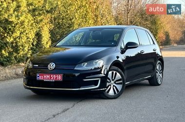 Хетчбек Volkswagen e-Golf 2015 в Рівному