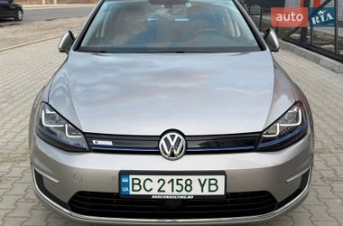 Хетчбек Volkswagen e-Golf 2015 в Новояворівську