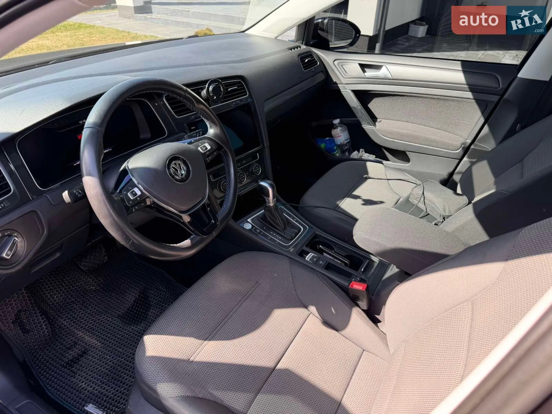 2019 Volkswagen Golf - мініатюра 12